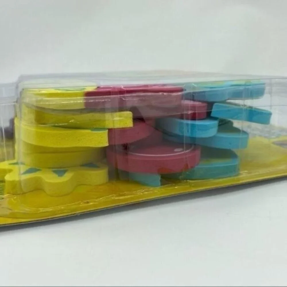Crayola Bath Foam Animals 36 Pieces NEW Age 3+